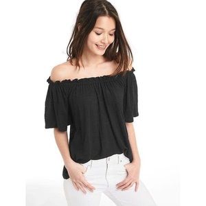Gap off-shoulder linen top